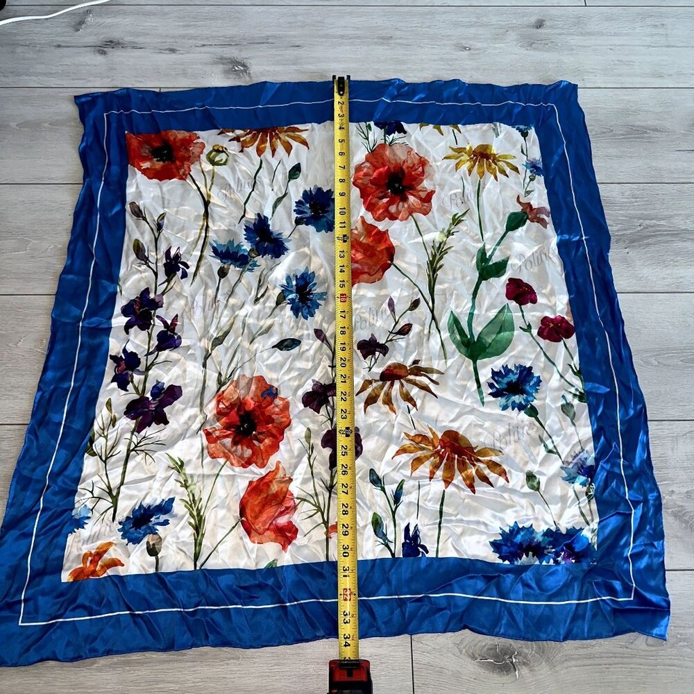 NWOT Politics White Blue Multi Floral Print Silk Blend Scarf Women's - Picture 7 of 8